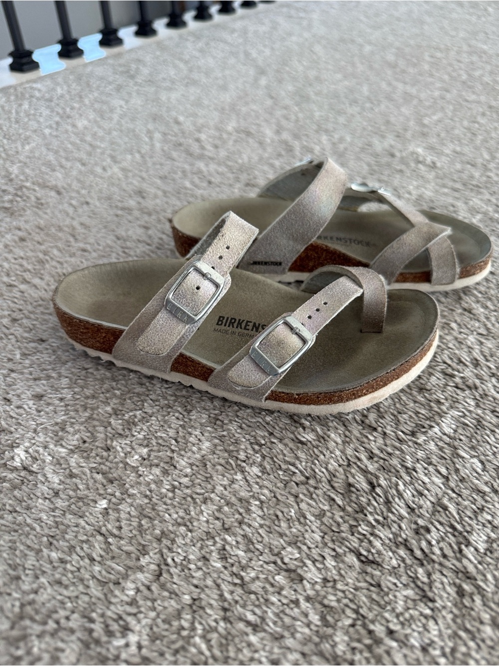 Birkenstock Kids Iridescent Light Beige Two-Strap Sandals size 30 (12-12.5 kids)